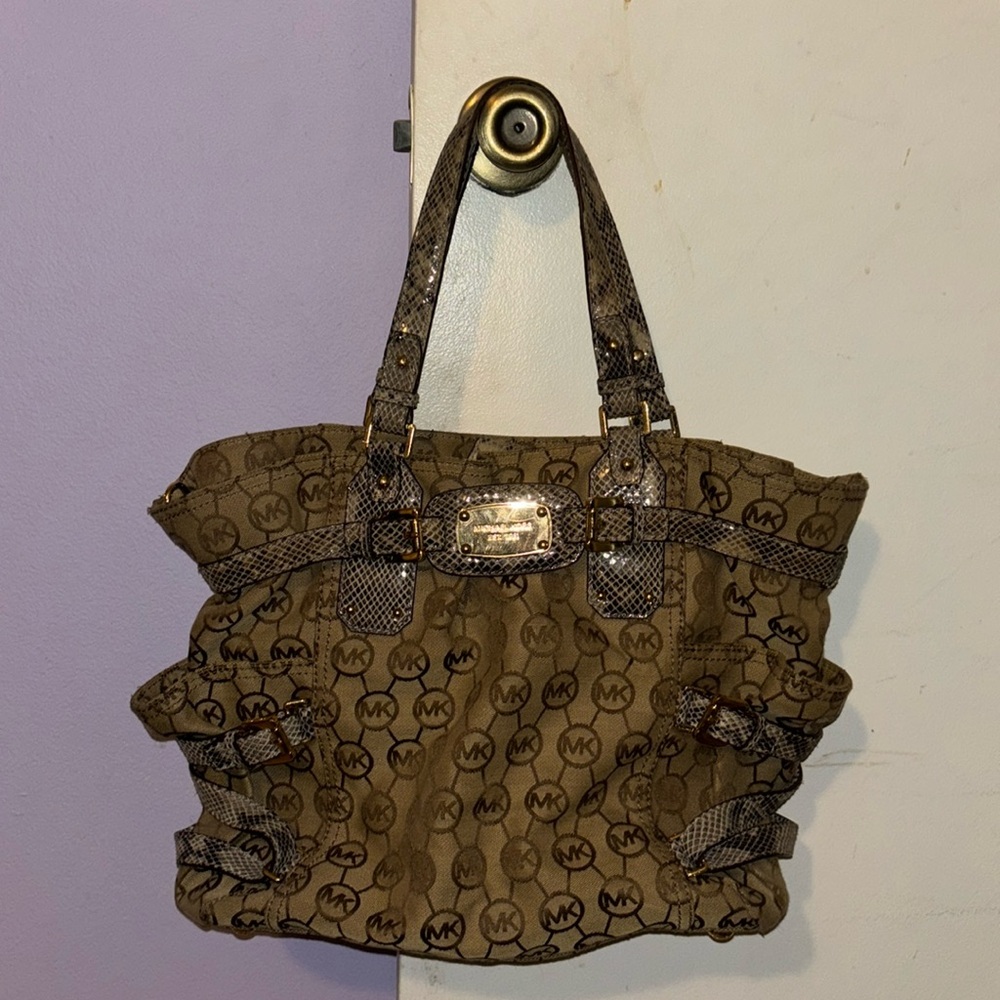 Michael Kors Gansevoort NS Tote Bag